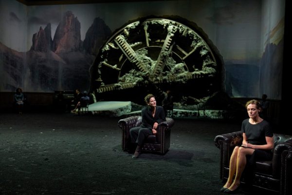 Das-weite-Land_c_%20Horn%2C%20Ruhrtriennale%202022_547_web