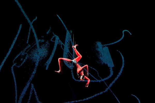 sylvie_rohrer_die_c_volker_beushausen_ruhrtriennale_2021_6951.jpg__1920x1018_q85_crop_subject_location-2000%2C1333_subsampling-2_upscale